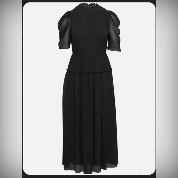 Black Aritzia dress - Picture 2 of 2